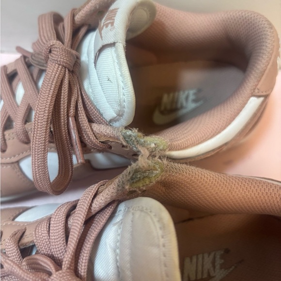 Nike Dunk Low White/Rose Whisper - Picture 4 of 6